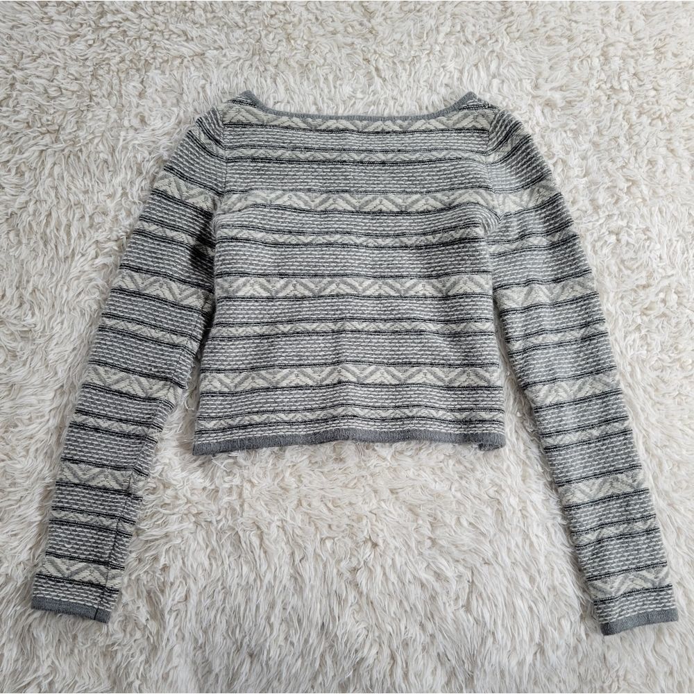 CroppedâSweaterâ - Picture 2 of 3